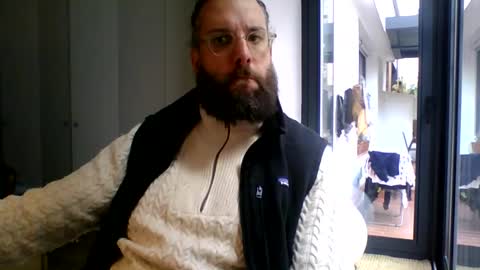 apc_3 online show from February 26, 10:58 am