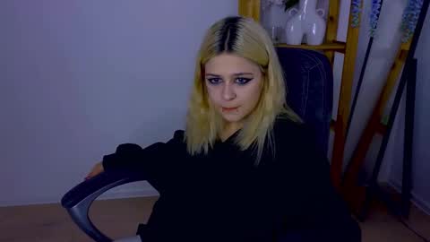 ApheliaStar online show from October 31, 3:57 pm