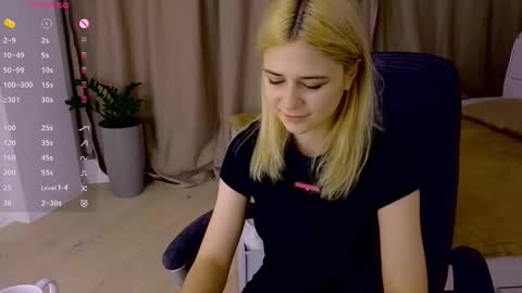 Snapshot of apheliastar chatting on January 10, 5:26 pm ApheliaStar online show from January 10, 5:26 pm