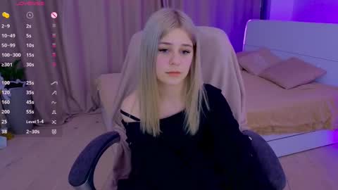 Snapshot of apheliastar chatting on February 23, 8:50 pm ApheliaStar online show from February 23, 8:50 pm