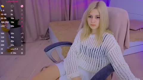 ApheliaStar online show from March 7, 3:42 pm