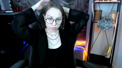 Snapshot of aphexqueen chatting on January 24, 9:17 am APHEX QUEEN online show from January 24, 9:17 am