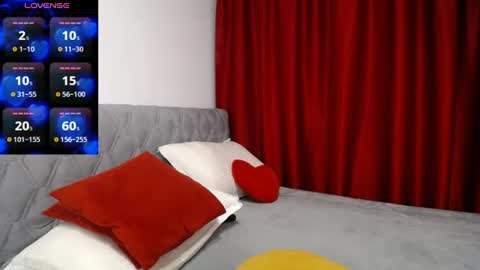 Sarah online show from July 2, 3:17 am