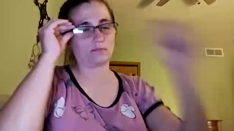 Snapshot of aphrodite60 chatting on September 21, 5:42 am Aphrodite60 online show from September 21, 5:42 am