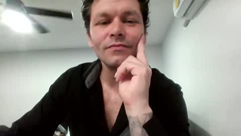 Snapshot of apocalypse_cream chatting on February 23, 8:28 pm apocalypse_cream online show from February 23, 8:28 pm