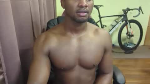 apollodarkmn online show from November 11, 8:20 pm