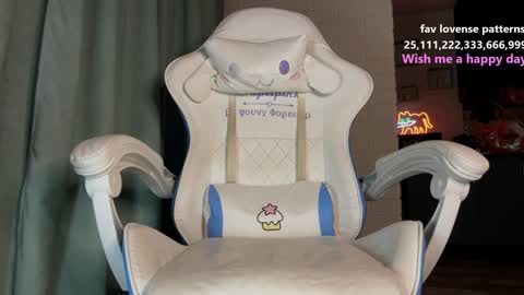 Snapshot of apollojam chatting on March 11, 10:38 pm August BUY MY VIDEOS IN MY BIO. SALE 20 online show from March 11, 10:38 pm