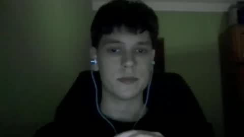 Snapshot of apollon882 chatting on May 29, 7:01 pm itsApollo online show from May 29, 7:01 pm