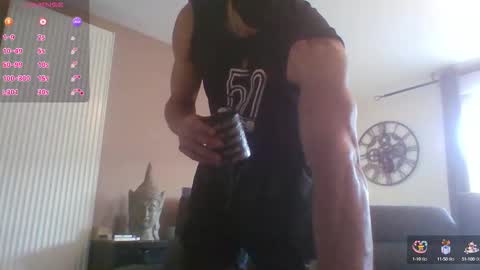 Snapshot of apollonfitx_69 chatting on October 8, 4:26 pm apollonfitx_69 online show from October 8, 4:26 pm