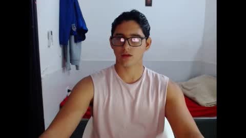 Snapshot of apolo1sex24 chatting on February 10, 11:42 pm steven online show from February 10, 11:42 pm