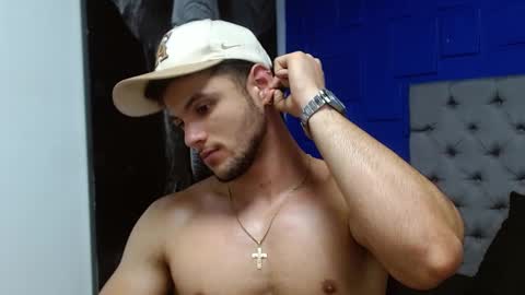 Snapshot of apolo_klein1 chatting on March 7, 9:51 am Apolo online show from March 7, 9:51 am