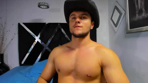 Snapshot of apolo_klein1 chatting on September 17, 8:16 am Apolo online show from September 17, 8:16 am