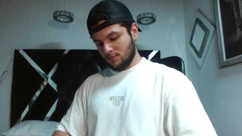 Snapshot of apolo_klein1 chatting on October 10, 7:51 am Apolo online show from October 10, 7:51 am