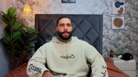 Apolo online show from November 14, 9:24 pm