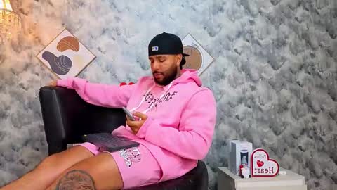 Apolo online show from February 23, 9:45 pm