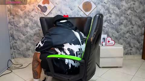 Apolo online show from February 24, 11:14 pm