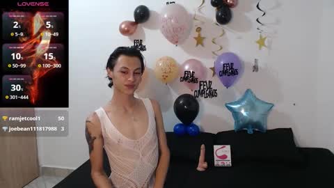 Snapshot of apolo_smith001 chatting on November 22, 4:11 am Apolo online show from November 22, 4:11 am