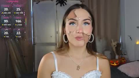 Vicki online show from October 26, 9:04 am