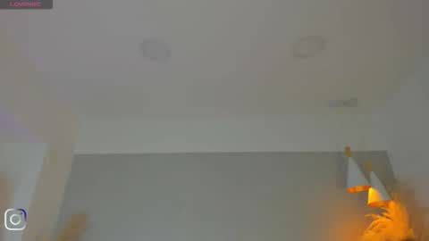 April online show from February 5, 10:42 am