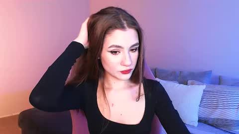 April online show from March 4, 8:38 pm