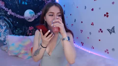 april_l6 online show from September 9, 10:20 pm