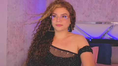 Isabella online show from June 2, 9:17 pm