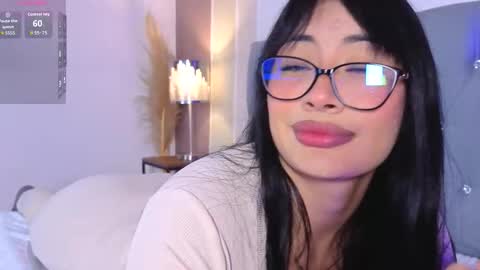 Snapshot of aprildeams chatting on February 4, 12:33 pm Cris online show from February 4, 12:33 pm