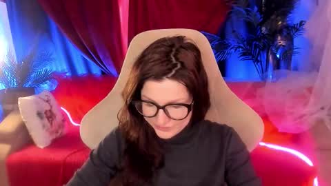 aprill_o_nill online show from February 28, 11:55 am