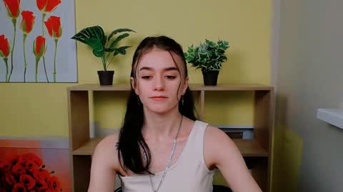 Aprill online show from December 26, 9:15 pm