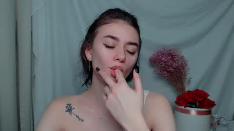 Aprill online show from January 23, 2:28 pm