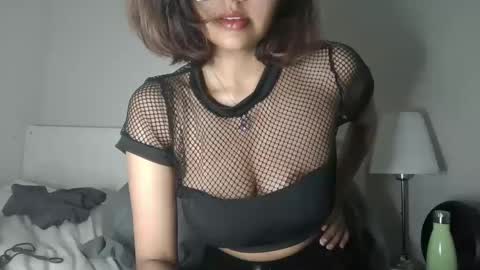 LilyinTheWild online show from February 10, 12:18 pm