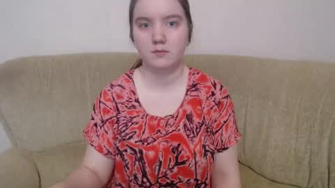 Josefin online show from March 2, 3:20 am