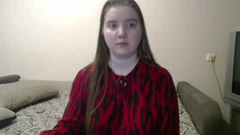 Josefin online show from April 4, 3:42 pm