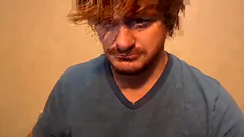 Snapshot of aquarius4220 chatting on December 3, 6:59 am Aquarius420 online show from December 3, 6:59 am