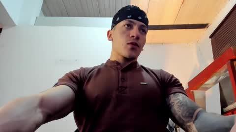 Jonathan online show from October 25, 7:30 pm