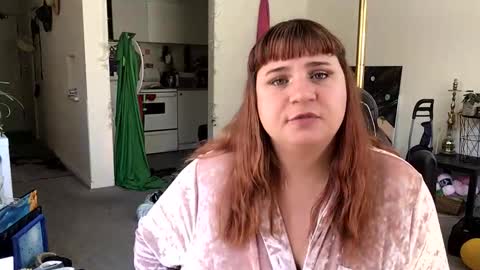 BustyPrincessLeila online show from May 16, 7:56 pm