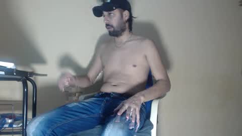 Snapshot of arabebigcock chatting on October 6, 6:55 am ARABE online show from October 6, 6:55 am