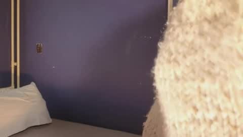 Nadia Cyel online show from April 8, 5:35 pm