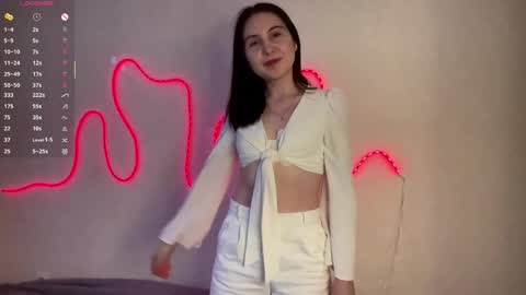 Emi online show from May 21, 4:36 pm