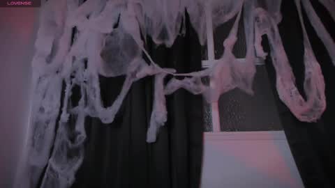 Aram 3 online show from October 4, 7:45 pm