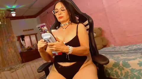 Aranza online show from March 11, 10:21 am