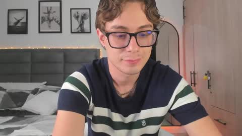 Archie online show from May 7, 6:13 pm