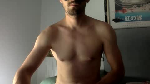 arcticcuddle online show from May 30, 11:29 am