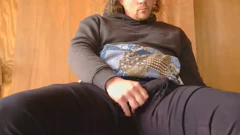 arealjerk69696969 online show from April 27, 6:50 pm