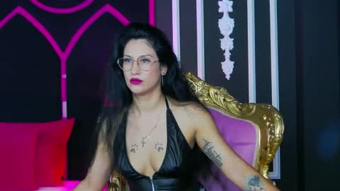 Snapshot of areina chatting on June 22, 3:58 am Areina online show from June 22, 3:58 am