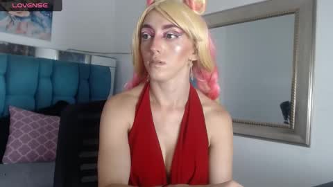 Sharlotte online show from December 5, 8:44 pm