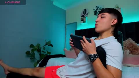 Ares online show from October 7, 2:58 pm