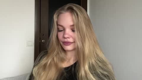 Amelia online show from November 27, 5:42 am