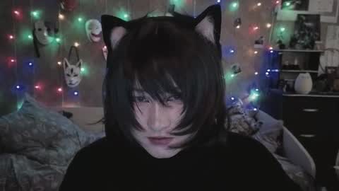 Ahri online show from December 14, 6:12 pm