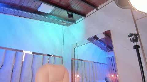 ARI  online show from November 20, 11:43 am